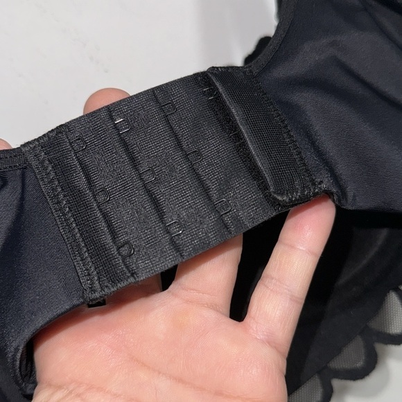 Tissini bra black scalloped NEW 34c underwire‎ structured very light padding - Picture 4 of 4